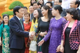 Chủ tịch nước gặp mặt 100 doanh nhân Việt Nam tiêu biểu