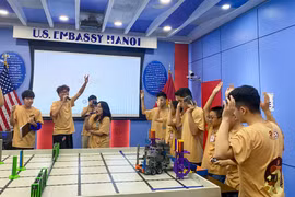 Trại hè Gart Robotics Camp là địa chỉ lý tưởng dành cho các bạn học sinh từ 12-15 tuổi đam mê Khoa học, Công nghệ, Kỹ thuật và Toán học (STEM). (Ảnh: Phương Mai/Vietnam+)