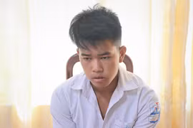 Đối tượng Lầu A Nhè tại cơ quan Công an. (Ảnh: TTXVN phát)
