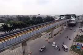 Nhà ga Yên Nghĩa - nhà ga cuối cùng trên tuyến đường sắt đô thị Cát Linh-Hà Đông. (Ảnh: Huy Hùng/TTXVN)