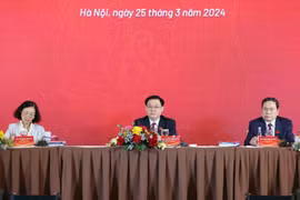 Chủ tịch Quốc hội Vương Đình Huệ tham dự hội nghị. (Ảnh: Phạm Kiên/TTXVN)