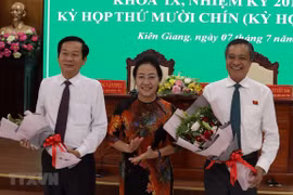 Tân Chủ tịch Đỗ Thanh Bình (trái). (Ảnh: Lê Sen/TTXVN)