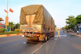 Hiện trường vụ tai nạn. (Ảnh: Đậu Tất Thành/TTXVN)