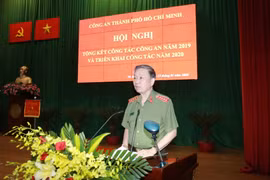 Đại tướng Tô Lâm, Bộ trưởng Bộ Công an phát hiểu chỉ đạo hội nghị. (Ảnh: TTXVN)