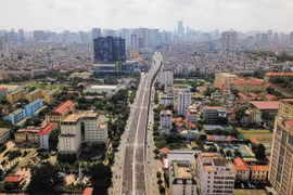 Đoạn tuyến Ngã Tư Vọng-Ngã Tư Sở dài gần 2km đã hoàn thành. (Ảnh: Thành Đạt - TTXVN)