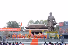 Quang cảnh một lễ kỷ niệm chiến thắng Ngọc Hồi-Đống Đa ở Gò Đống Đa. (Nguồn: TTXVN)
