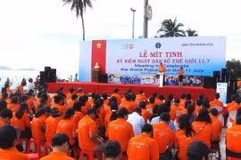 Míttinh kỷ niệm Ngày Dân số Thế giới 11/7 tại Khánh Hòa 