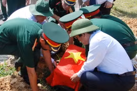 Tìm thấy mộ nguyên Bí thư Tỉnh ủy Thừa Thiên 50 năm sau ngày hy sinh 
