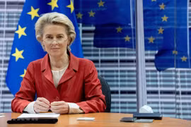 Chủ tịch Ủy ban châu Âu (EC) Ursula von der Leyen phát biểu tại Brussels, Bỉ. (Ảnh: THX/TTXVN)
