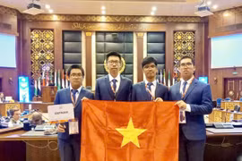 Các thành viên đội tuyển Olympic Tin học quốc tế của Việt Nam năm 2024. (Ảnh: PV/Vietnam+)