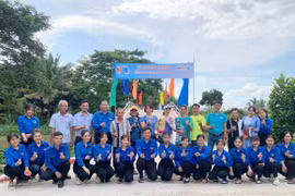 Giải thưởng nhằm khuyến khích những người làm báo có nhiều bài viết hay về công tác Đoàn và phong trào thanh, thiếu nhi. (Ảnh: PV/Vietnam+)