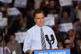 Ông Mitt Romney vận động tranh cử tại Cleveland, bang Ohio ngày 4/11/2012. (Nguồn: AFP/TTXVN)