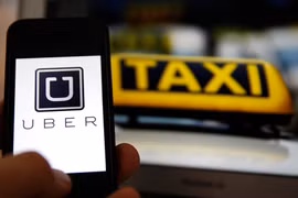 Đề xuất hàng loạt quy định mới để quản lý dịch vụ Uber, Grab 