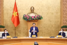 Thủ tướng Phạm Minh Chính chủ trì họp Ban Chỉ đạo Quốc gia phòng, chống dịch COVID-19 với các tỉnh, thành phố. (Ảnh: Dương Giang/TTXVN)