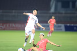 Sài Gòn và TP.HCM cùng tụt lại trong cuộc đua vô địch V-League 2020 sau khi chia điểm nhau ở vòng 3 giai đoạn hai. (Ảnh: Đình Viên/Vietnam+) 