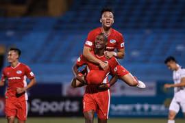Viettel tiếp tục thể hiện phong độ cao, dẫn đầu V-League 2020. (Ảnh: Hiển Nguyễn/Vietnam+) 