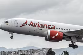 Máy bay của hãng hàng không Avianca tại sân bay quốc tế El Dorado ở Bogota, Colombia ngày 10/5/2020. (Ảnh: AFP/TTXVN)