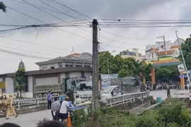Hiện trường vụ tai nạn. (Ảnh TTXVN phát)