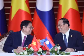 Thủ tướng Phạm Minh Chính hội đàm với Thủ tướng Lào Sonexay Siphandone trong chuyến thăm chính thức Cộng hòa Dân chủ Nhân dân Lào năm 2023. (Ảnh: Dương Giang/TTXVN)