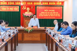 Ông Phan Đình Trạc, Ủy viên Bộ Chính trị, Bí thư Trung ương Đảng, Trưởng Ban Nội chính Trung ương, Ủy viên Tiểu ban Bảo vệ chính trị nội bộ Trung ương, Trưởng đoàn Kiểm tra số 2 phát biểu. (Nguồn: Báo Phú Yên)