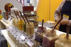 Sản phẩm mứt của Taaam.co.kr được quan tâm tại Seoul Food Week 2016. (Ảnh: PV/Vietnam+)