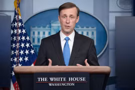 Cố vấn an ninh quốc gia của Nhà Trắng Jake Sullivan tại cuộc họp báo ở Washington, DC. (Ảnh: AFP/TTXVN)