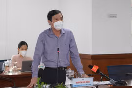 Ông Nguyễn Hữu Hưng, Phó Giám đốc Sở Y tế Thành phố Hồ Chí Minh thông tin về công tác phòng, chống dịch trên địa bàn. (Ảnh: Xuân Anh/TTXVN)