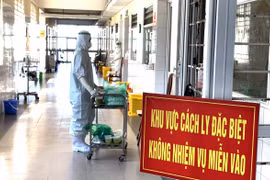 Khu vực cách ly tại Bệnh viện dã chiến số 2 (thành phố Hạ Long, tỉnh Quảng Ninh). (Nguồn: TTXVN phát)