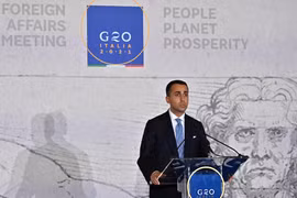 Ngoại trưởng Italy Luigi di Maio tại cuộc họp báo ở Matera, Italy, ngày 29/6/2021. (Ảnh: THX/TTXVN)