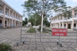 Khu vực điều trị bệnh nhân COVID-19 tại Bệnh viện dã chiến Củ Chi, Thành phố Hồ Chí Minh. (Ảnh: Đinh Hằng/TTXVN)