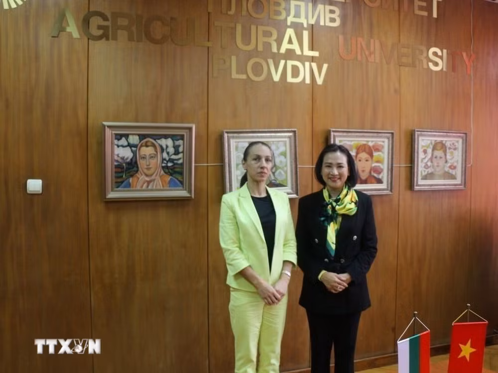 ttxvn-thuc-day-hop-tac-nghien-cuu-dao-tao-nong-nghiep-viet-nam-bulgaria-2.jpg