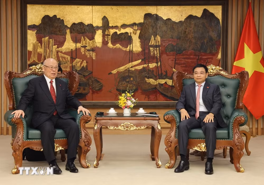 ttxvn_pho-thu-tuong-nguyen-van-thang-tiep-co-van-dac-biet-lien-minh-nghi-si-huu-nghi-nhat-ban-viet-nam2.jpg