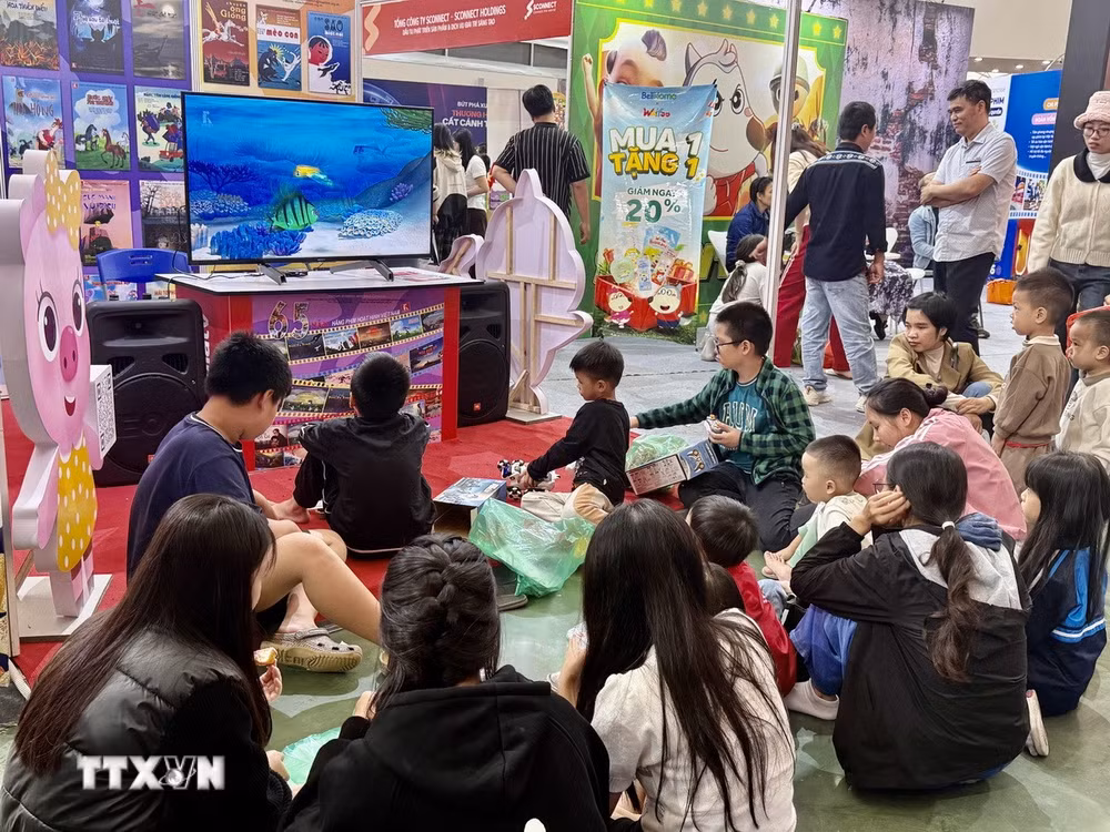ttxvn-dien-anh-diem-nhan-van-hoa-sang-tao-tai-hoi-cho-mua-thu3.jpg