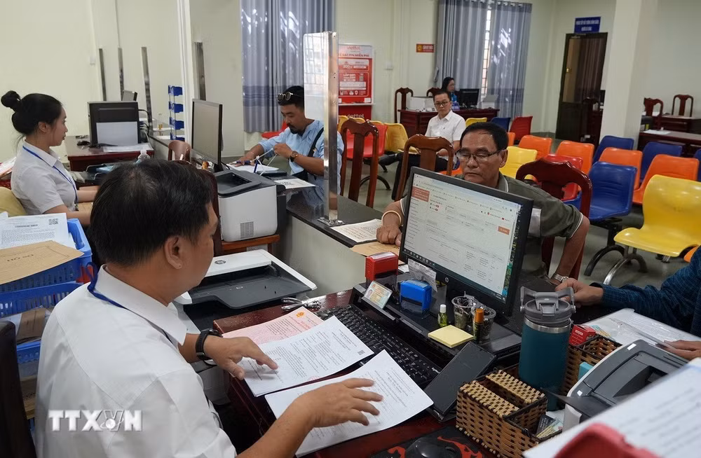 ttxvn-an-giang-phan-dau-100-can-bo-cong-chuc-vien-chuc-hieu-biet-ve-cong-nghe-su-dung-tot-cac-nen-tang-so-2.jpg