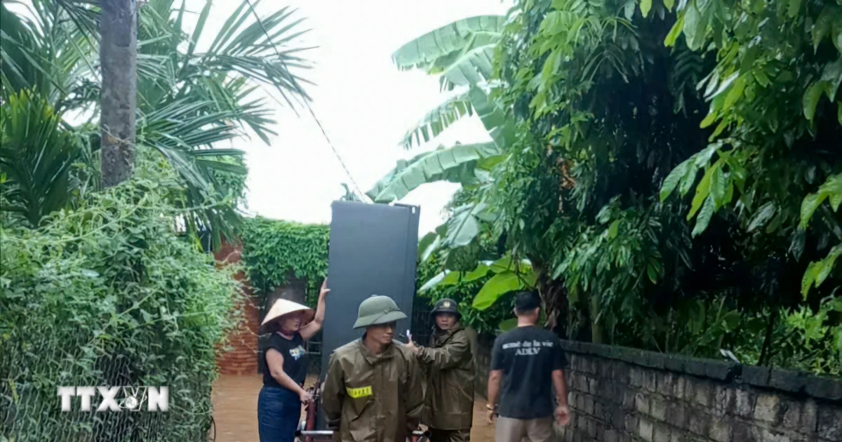 Mưa lũ và sạt lở đất làm 1 người chết và nhiều thiệt hại tại các địa phương
