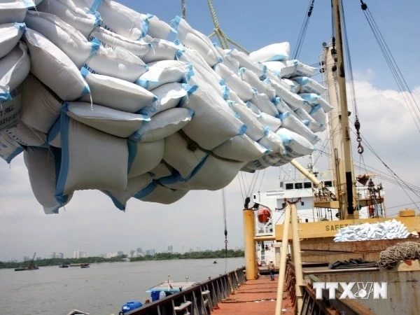 Giá gạo Việt Nam chạm đỉnh 22 tháng trước nỗi lo nguồn cung