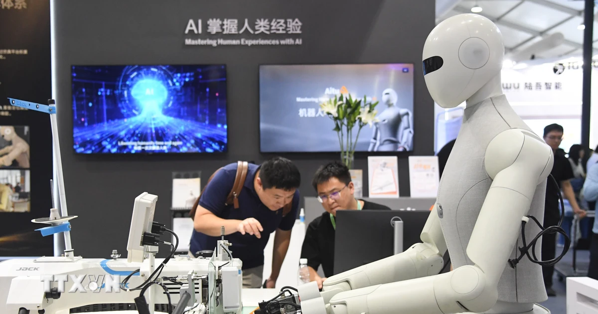 Trung Quốc thúc đẩy robot ứng dụng thực tế, nâng cao năng lực ngành vi mạch