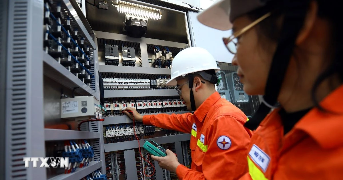 Bộ Công Thương đề xuất điều chỉnh quy định về giá bán lẻ điện sinh hoạt 5 bậc