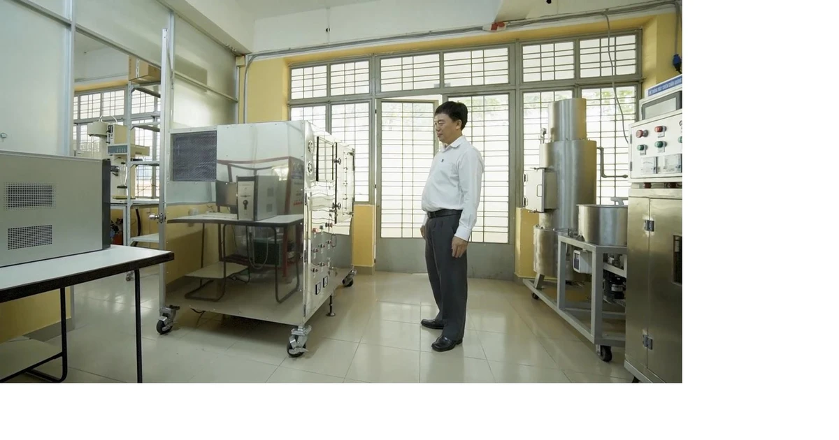 Ảnh minh họa máy sấy thăng hoa trong bài về công nghệ sấy thăng hoa tại Việt Nam