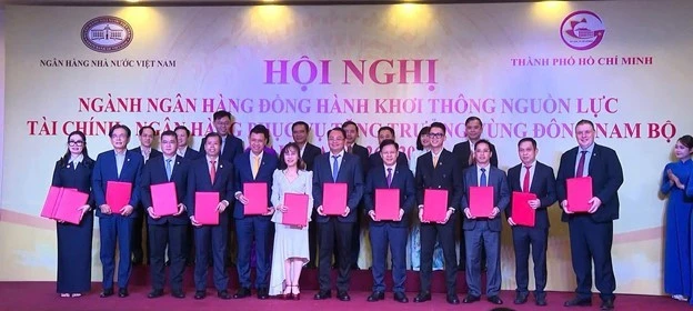 Ngân hàng cam kết tiên phong, kiến tạo sức bật vùng Đông Nam Bộ