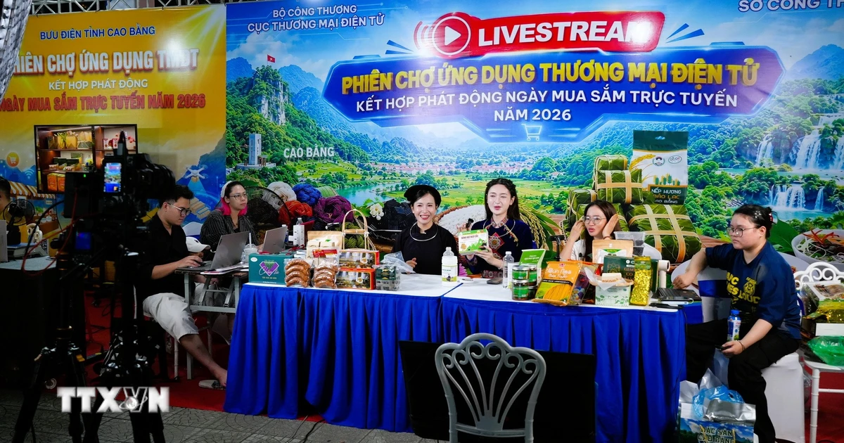 Cao Bằng mở rộng đầu ra cho nông sản từ chợ quê đến livestream