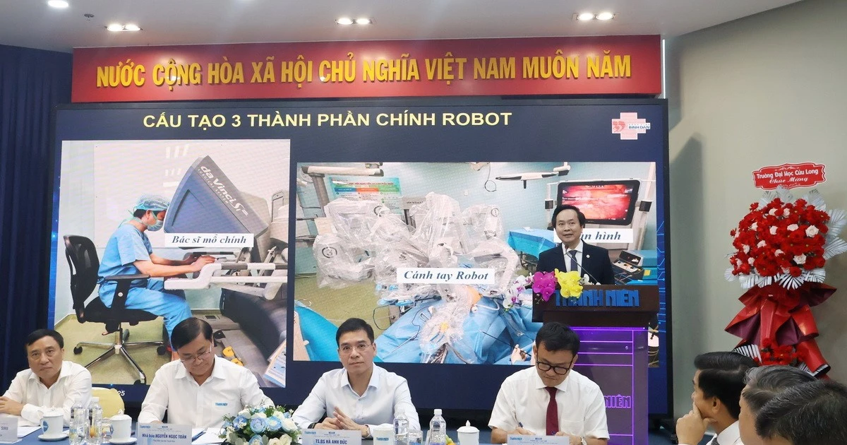 Phẫu thuật robot giúp giảm tổn thương, nâng cao chất lượng sống người bệnh