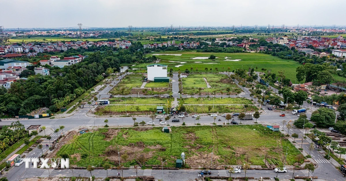 Hà Nội yêu cầu chuẩn bị quỹ nhà tái định cư, không để dân chờ nơi ở