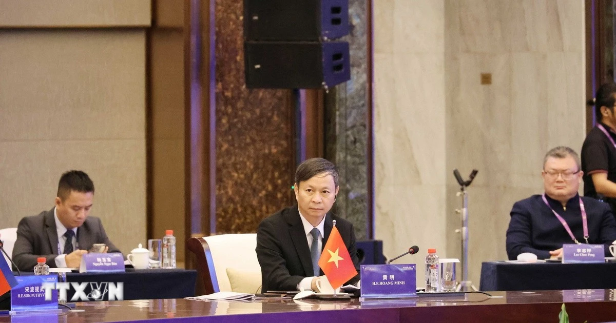 Việt Nam mong muốn cùng Trung Quốc và ASEAN đóng góp vào tương lai AI an toàn