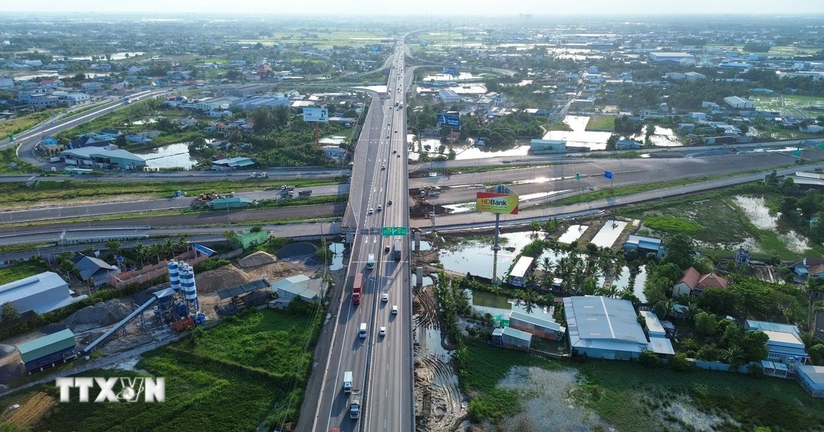 Cao tốc Bến Lức-Long Thành: Để lợi thế hạ tầng thành động lực tăng trưởng