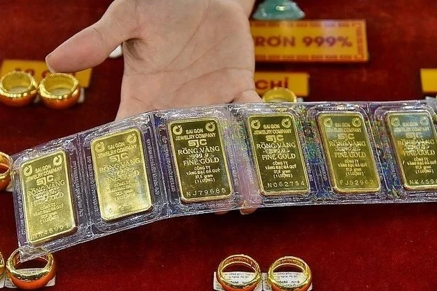 Giá vàng trong nước tăng, chênh lệch với thế giới rút ngắn còn 2,7 triệu đồng