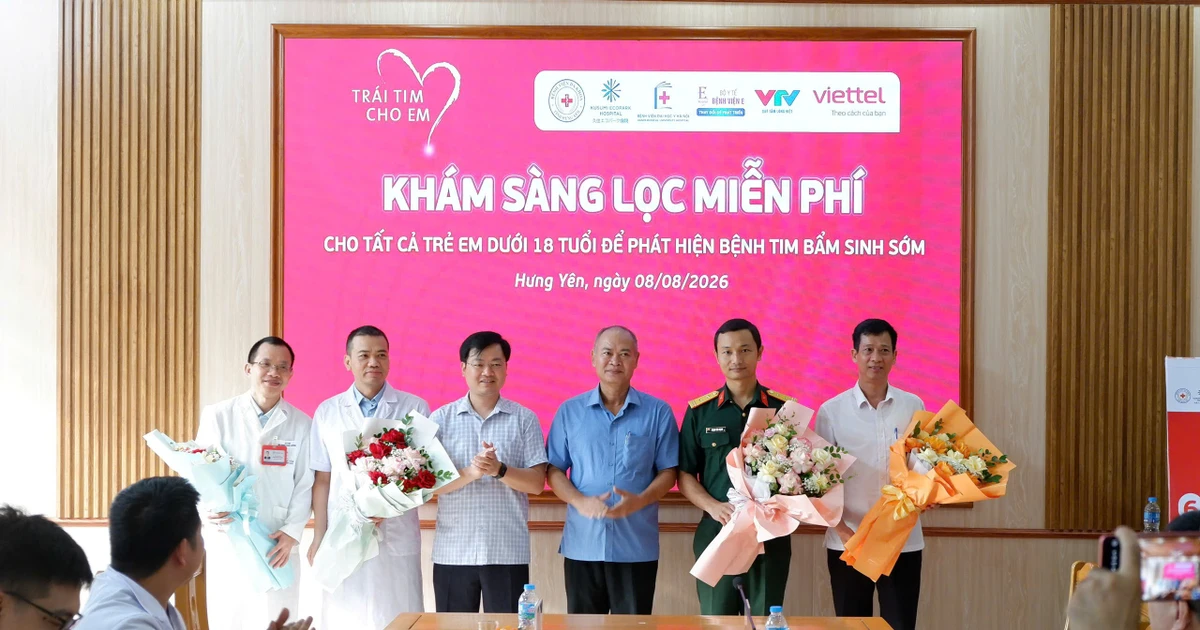 Trái tim cho em: Phép màu đến với cậu bé 2 tuổi mắc tim bẩm sinh