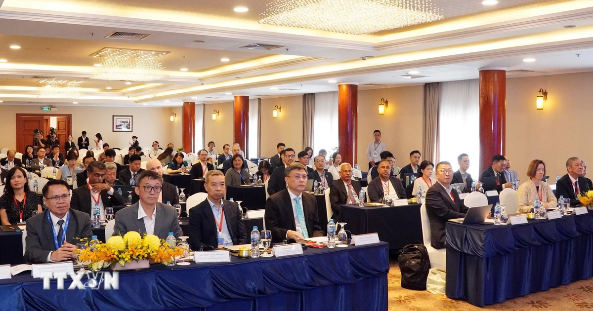 Kết nối khoa học và công nghiệp, thúc đẩy chuyển đổi xanh, kinh tế tuần hoàn