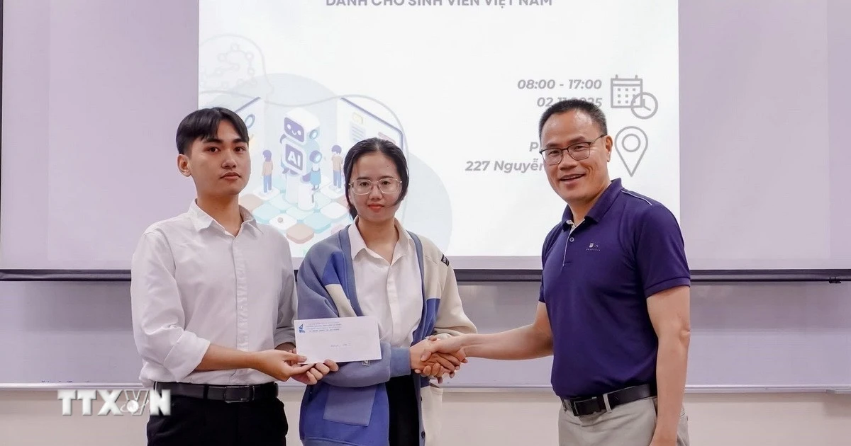 Kết nối trí tuệ người Việt Nam toàn cầu tạo năng lực Trí tuệ Nhân tạo quốc gia