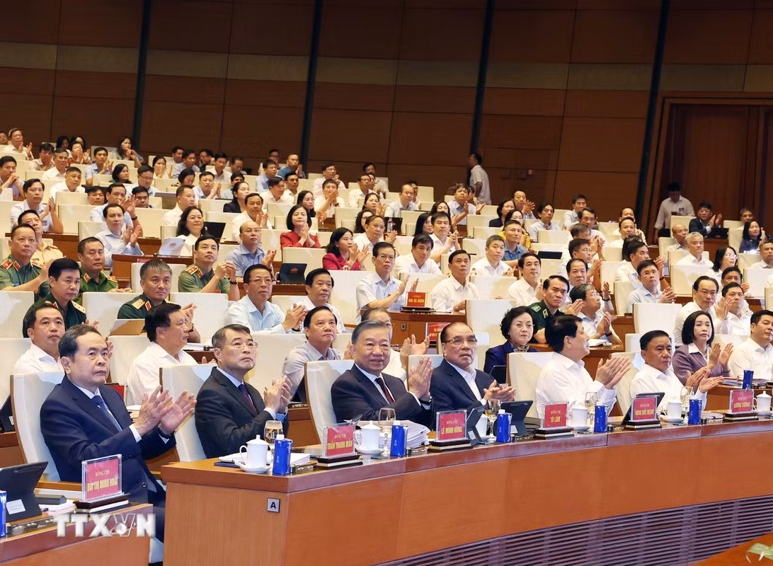 ttxvn-hoi-nghi-toan-quoc-nghien-cuu-hoc-tap-quan-triet-va-trien-khai-mot-so-nghi-quyet-chi-thi-cua-bo-chinh-tri-6-resize.jpg